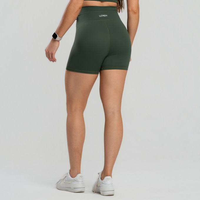 Short com Recortes no Cós