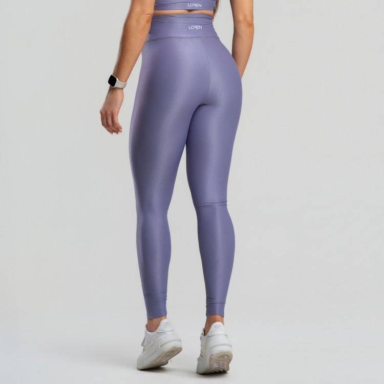 Calça Legging com Cobertura no Cós e na Vira